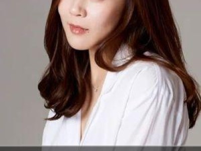 권민중 3년 만에 복귀 연극 벚꽃동산 첫 공연