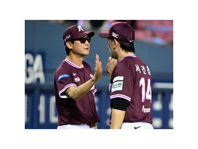 키움 18-11 대승 LG 타선 폭발 40안타 터져