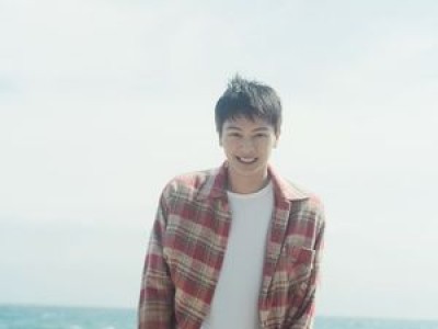 육성재 청량한 매력으로 돌아와 팬들 설렘