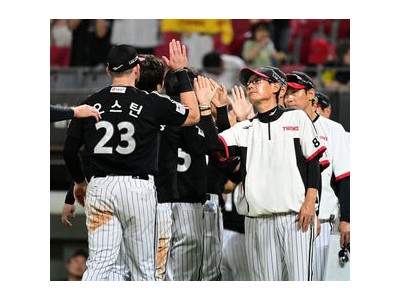 LG 롯데에 역전승으로 2위 자리를 지켰다