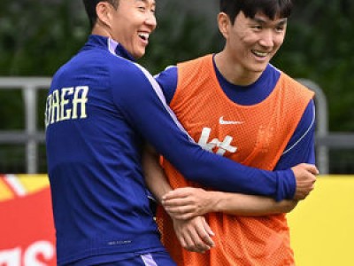 일본 월드컵 성과에 대한 팬들의 반응