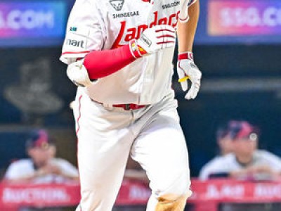 김재환 홈런으로 승리 이끈 SSG 타격감 끝판왕